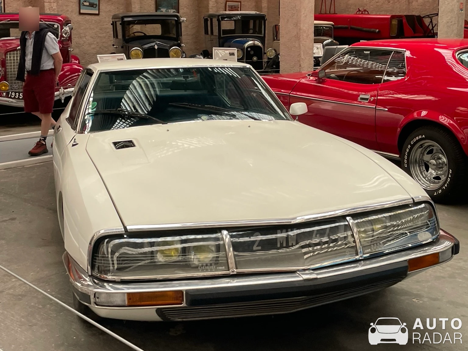 Citroën SM spotted in Bois-de-Haye