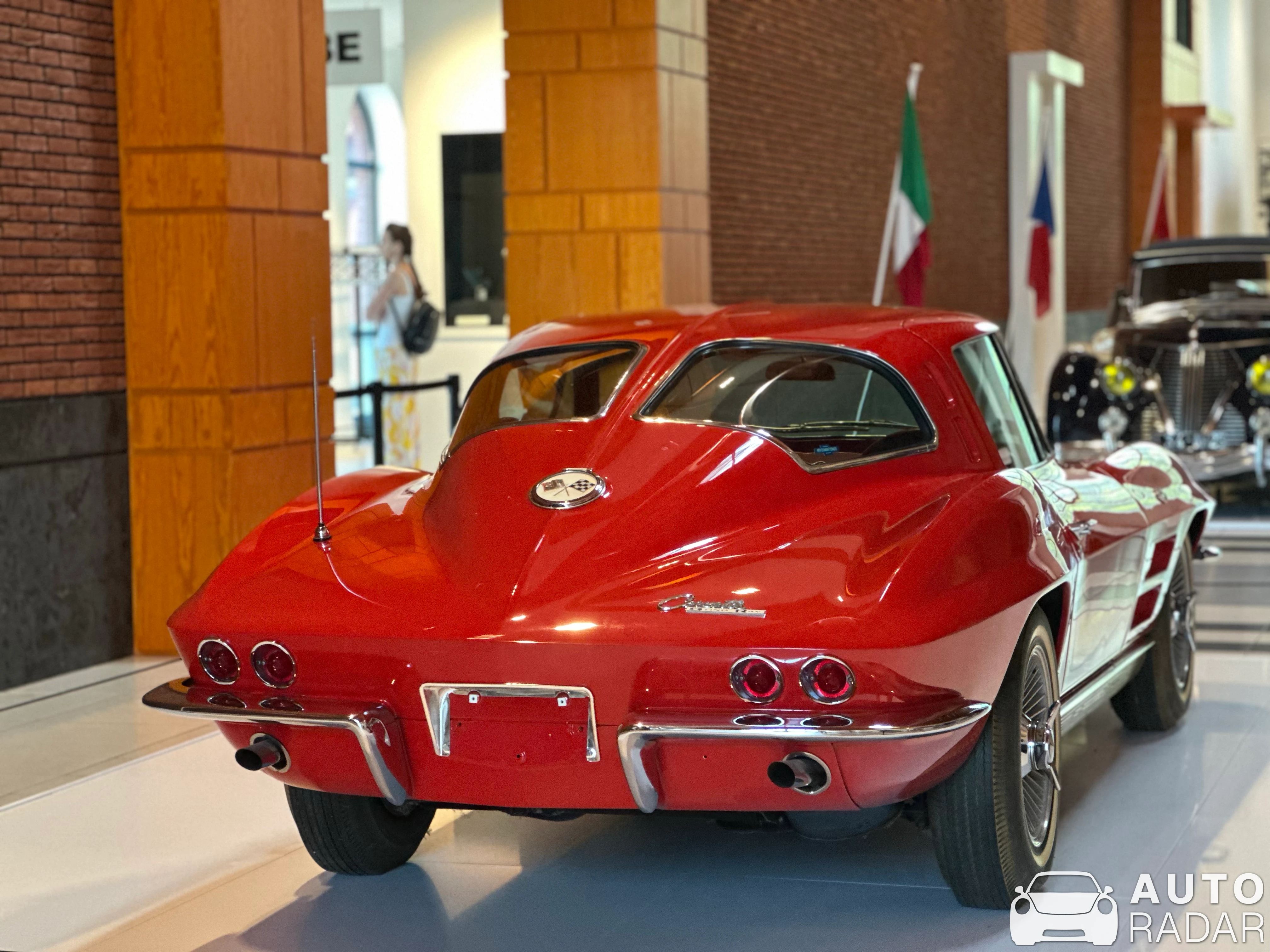 Chevrolet Corvette C2 Split Window spotted in The Hague
