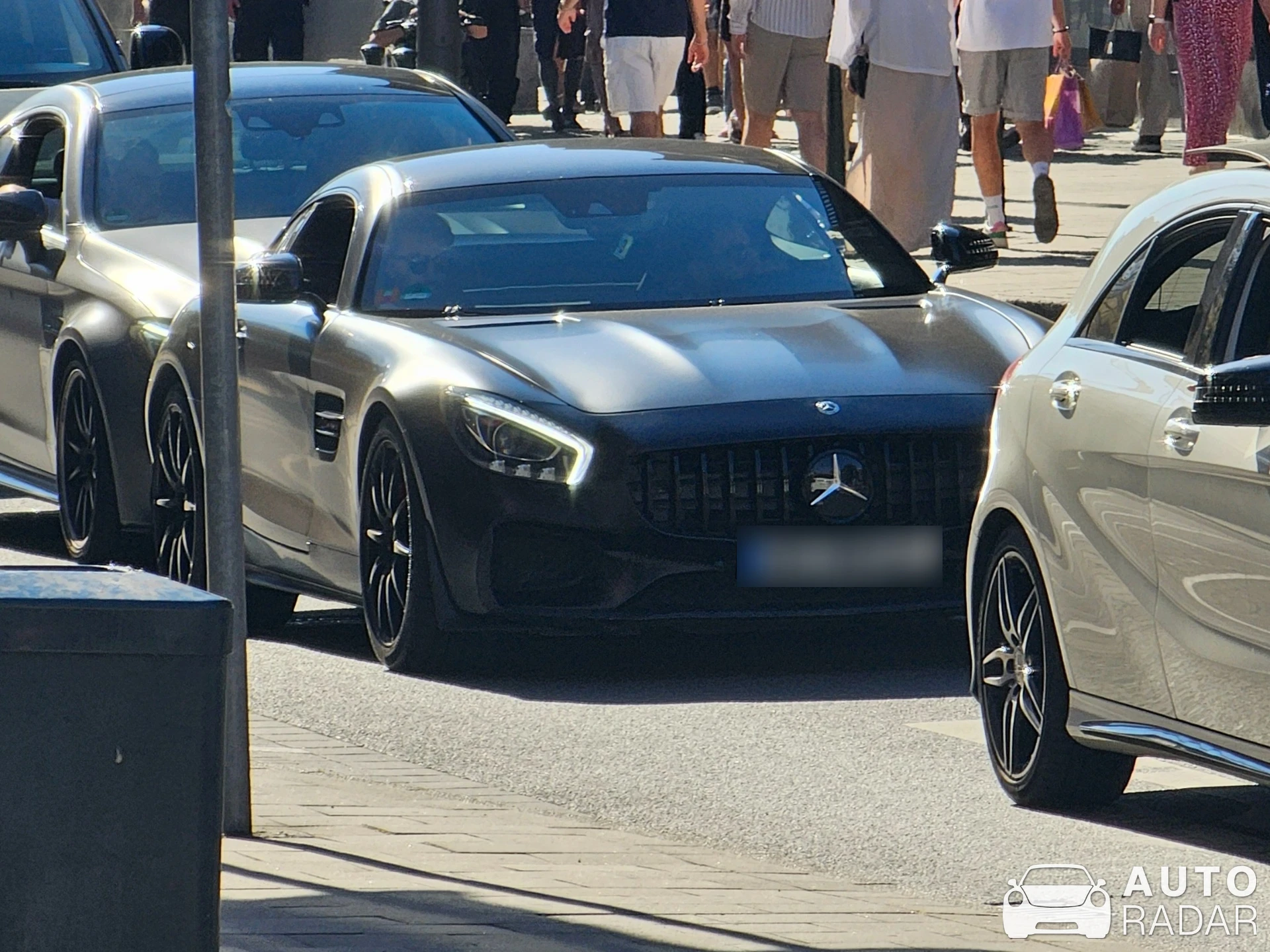 Mercedes-AMG GT C190 spotted in Düsseldorf