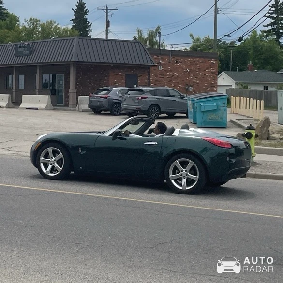 Pontiac Solstice spotted in Calgary