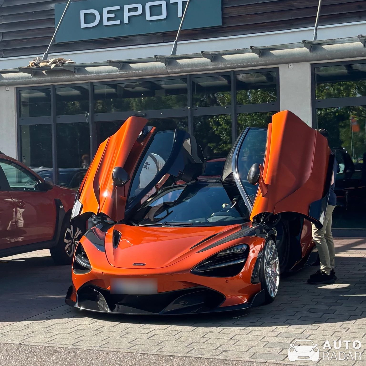 McLaren 765LT Spider spotted in Geispolsheim