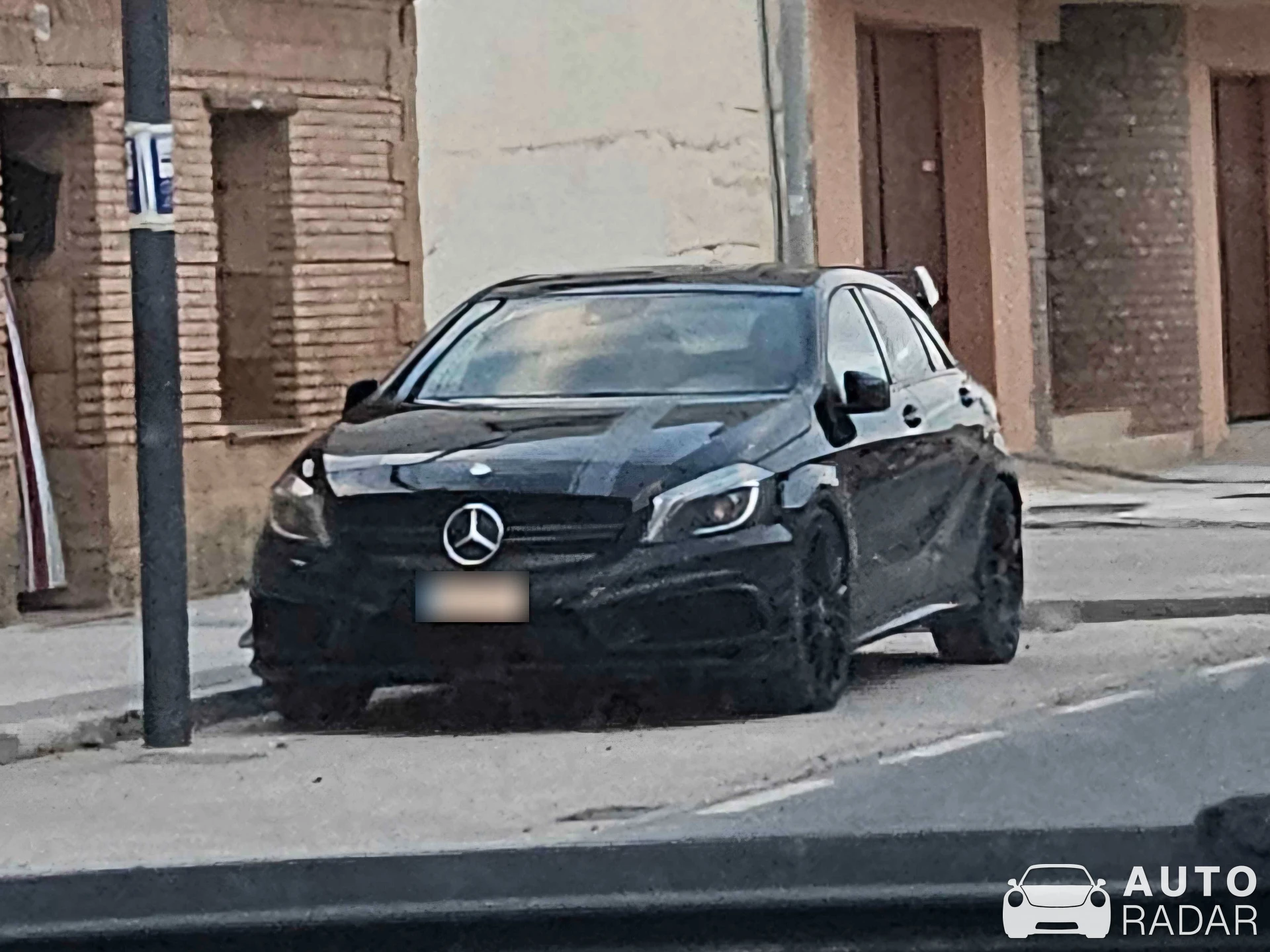 Mercedes-AMG A 45 W176 spotted in Quinto