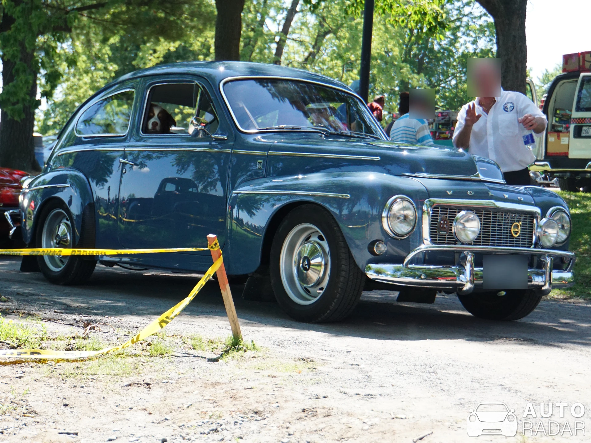 Volvo PV544 spotted in Longueuil