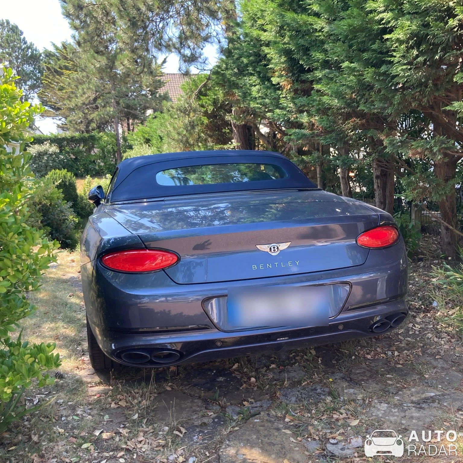 Bentley Continental GTC spotted in Neufchâtel-Hardelot