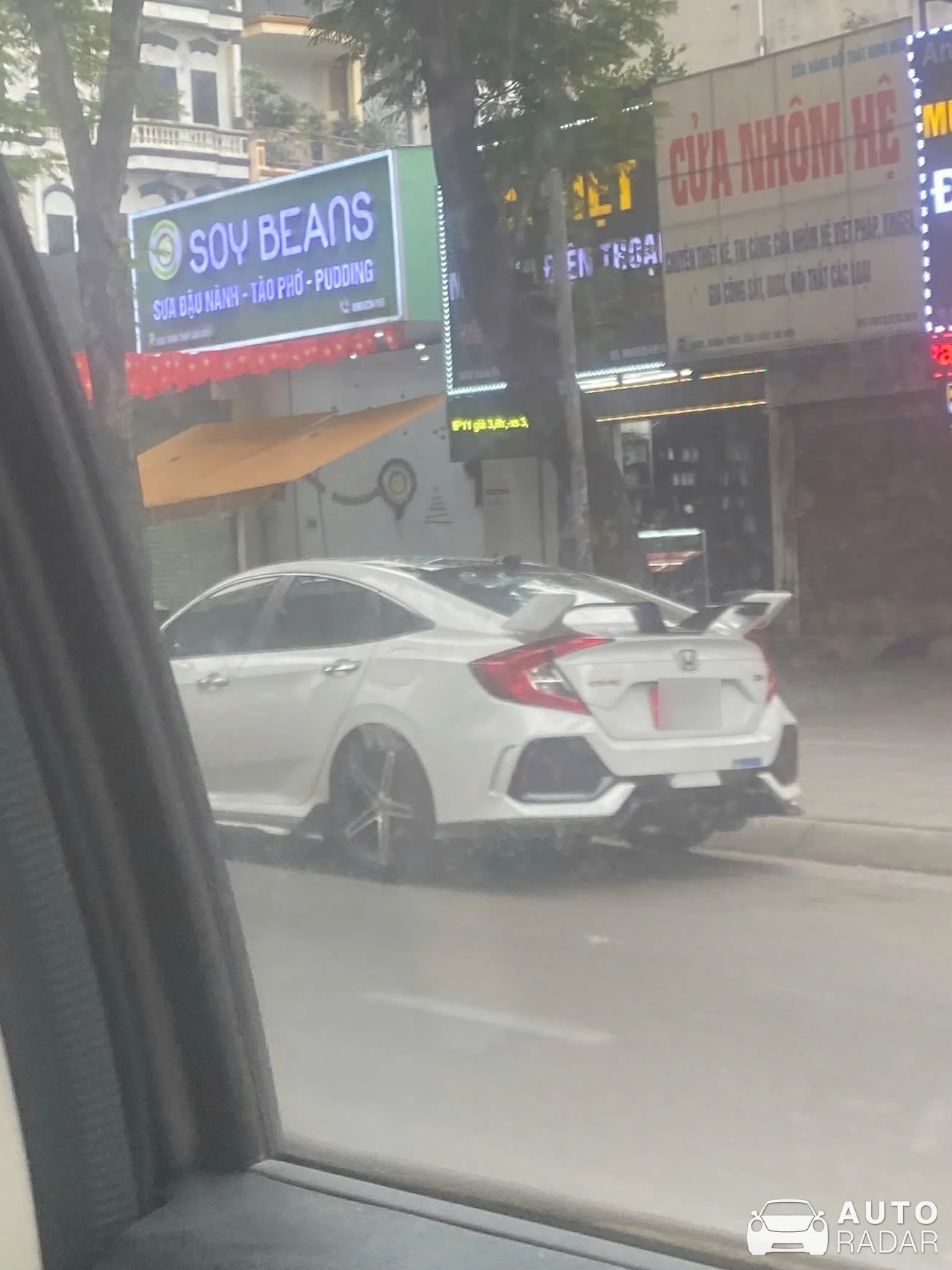 Honda Civic Type R FK8 spotted in Hanoi