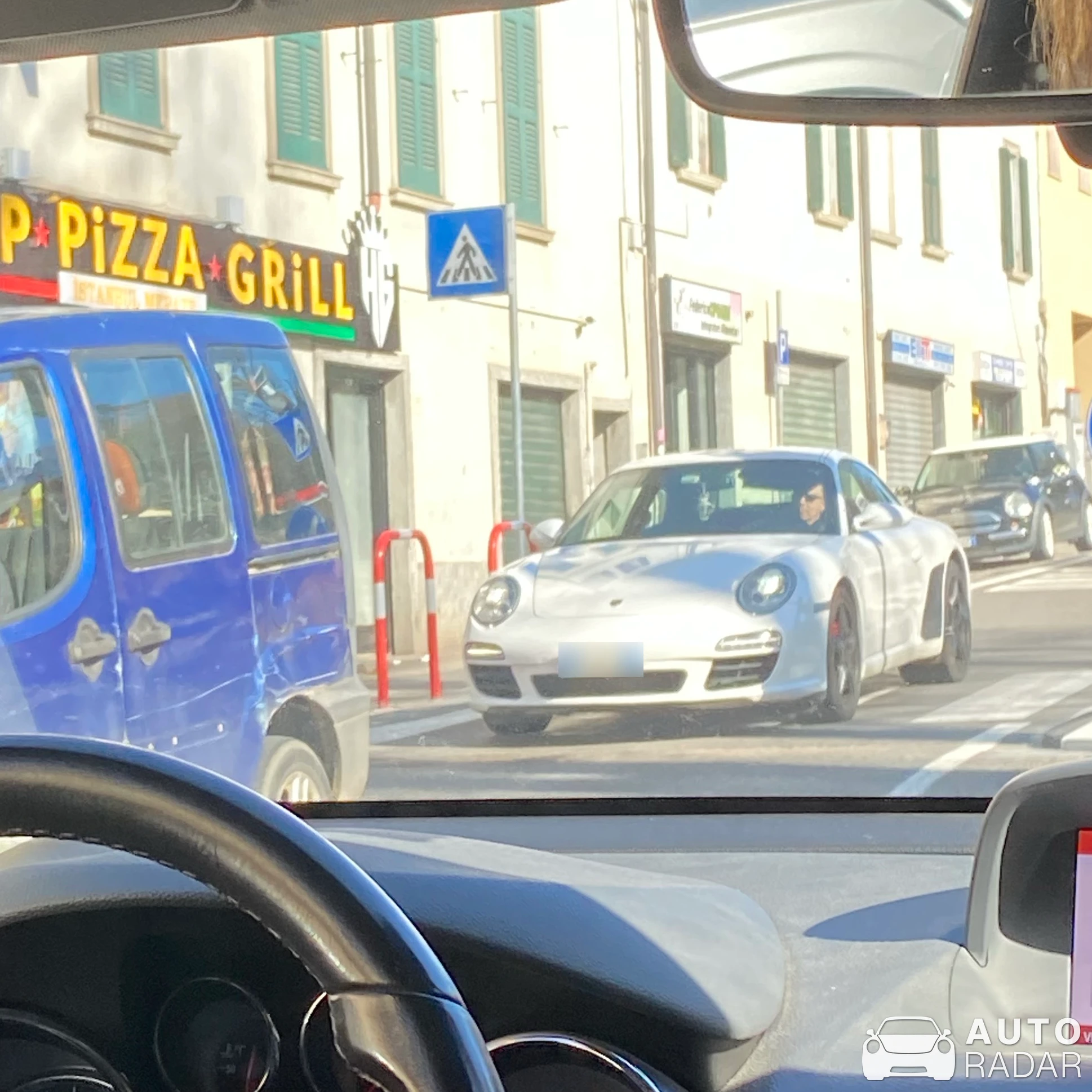 Porsche 997 Turbo spotted in Lecco