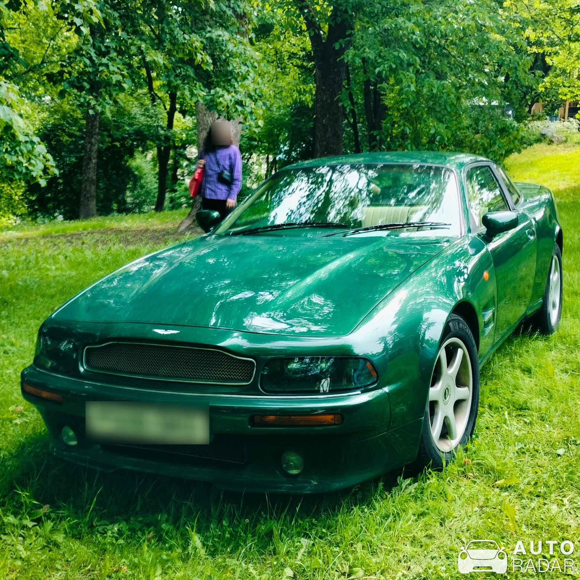 Aston Martin V8 spotted in Turku
