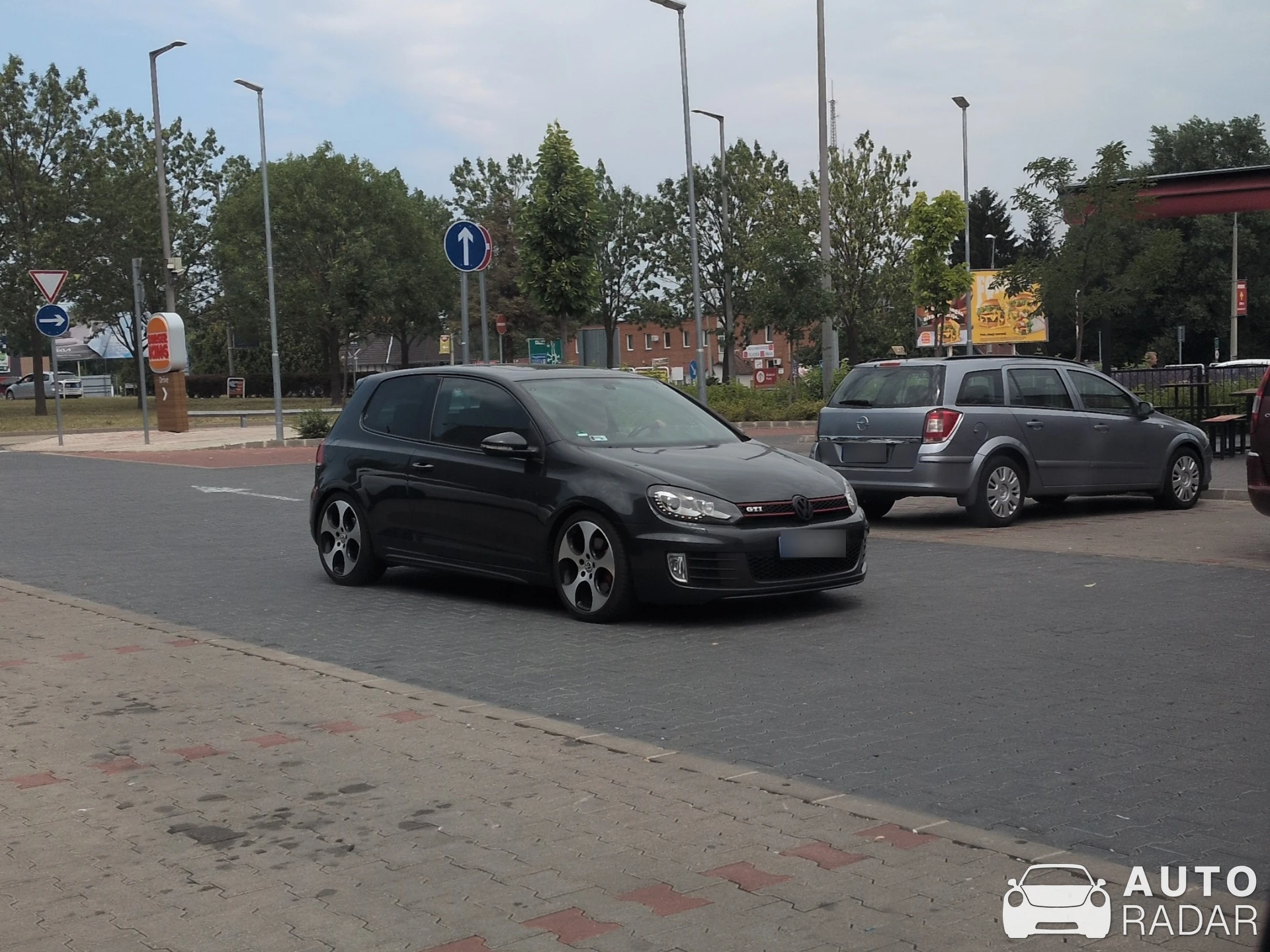 Volkswagen Golf GTI spotted in Siófok