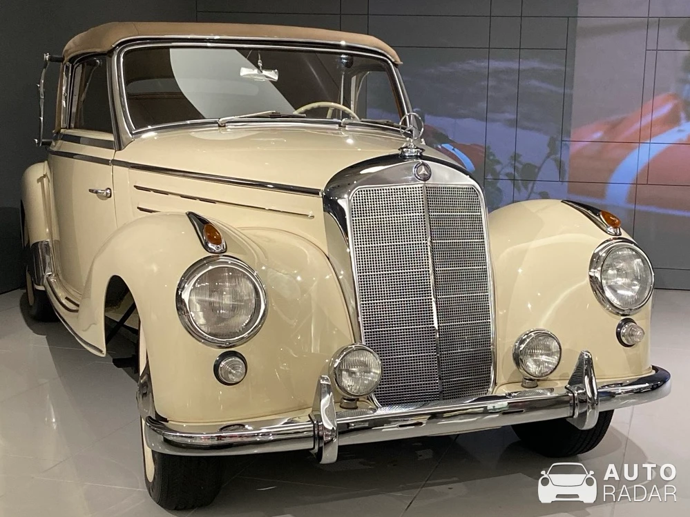 Mercedes-Benz W187 spotted in Monaco