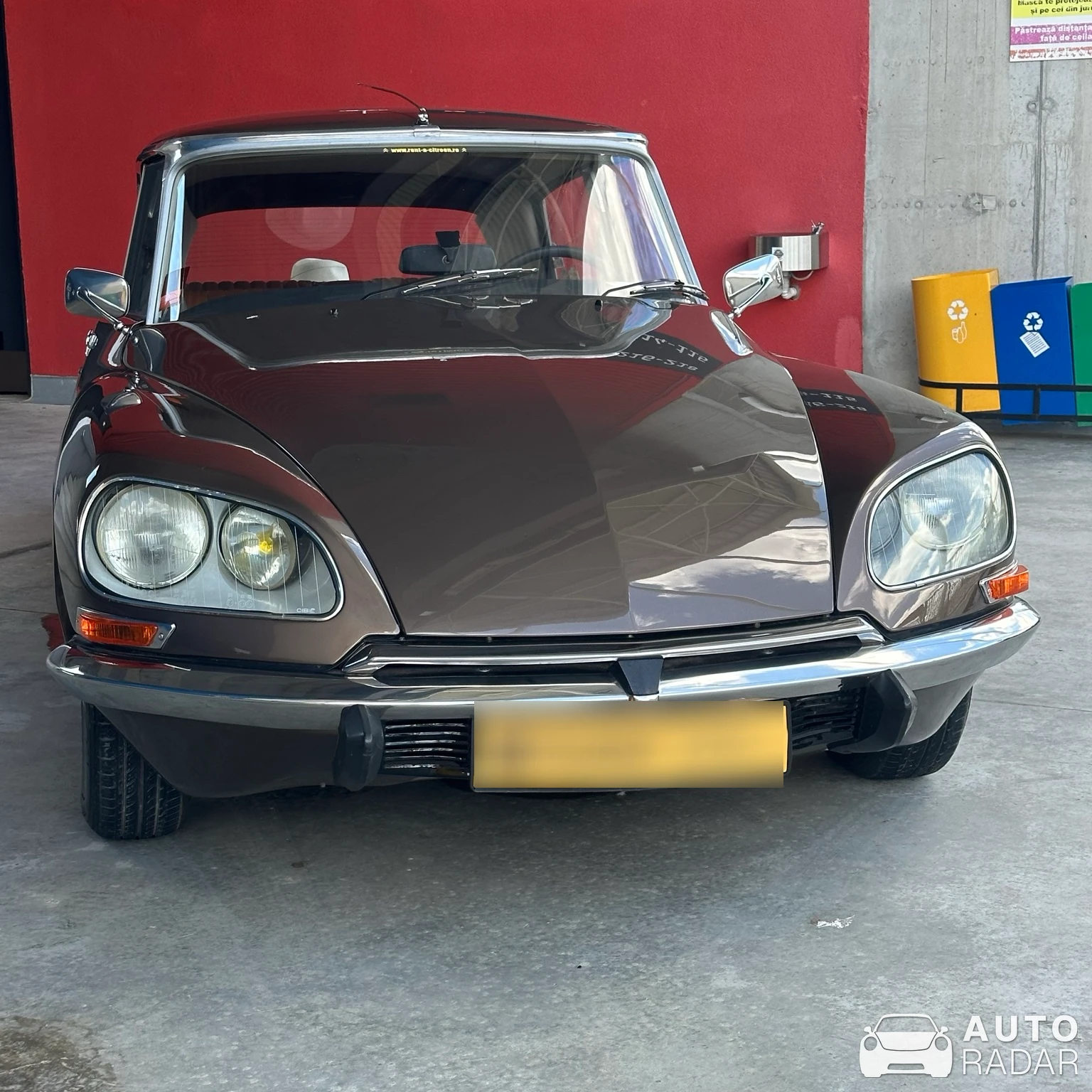 Citroën DS 19 spotted in București
