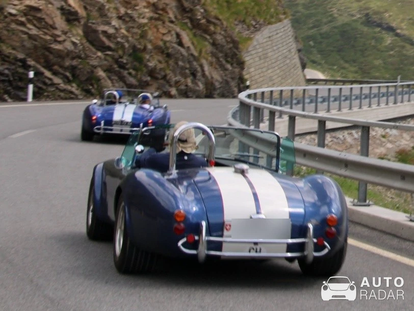 Shelby Cobra 427 spotted in Ospizio Bernina