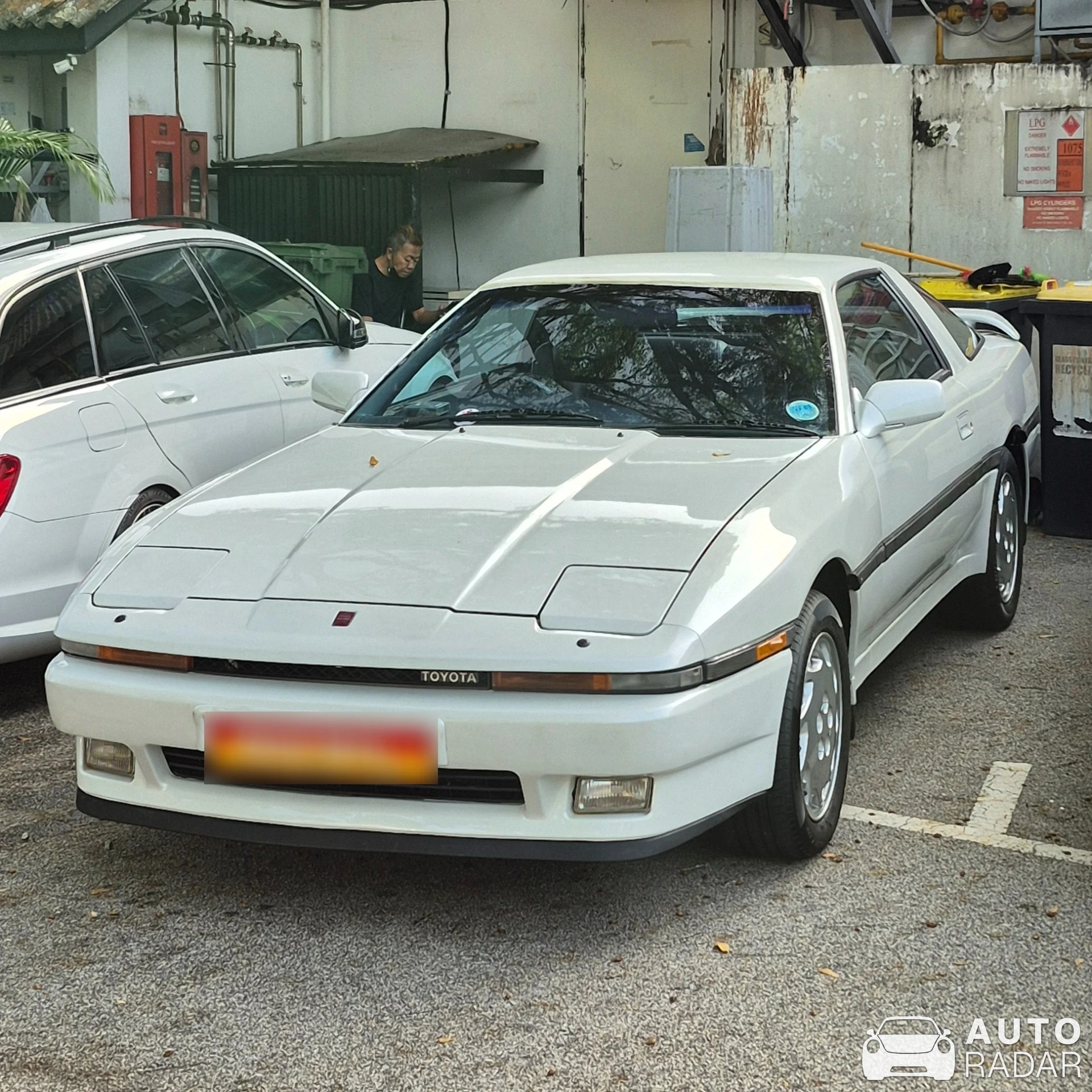Toyota Supra A70 spotted in Singapore