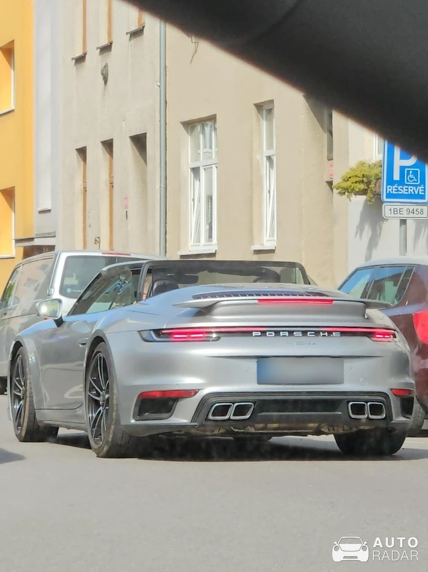 Porsche 991 Turbo S MkI spotted in Znojmo