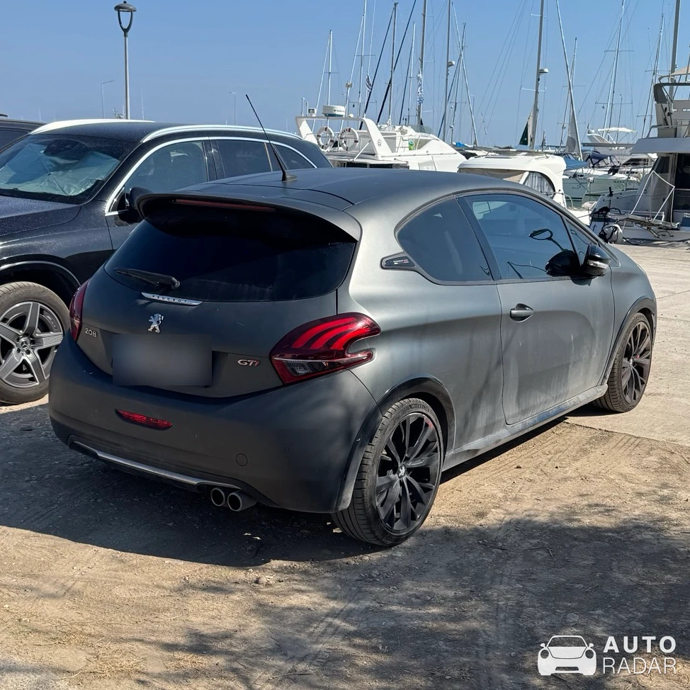 Peugeot 208 GTI spotted in Nikiti
