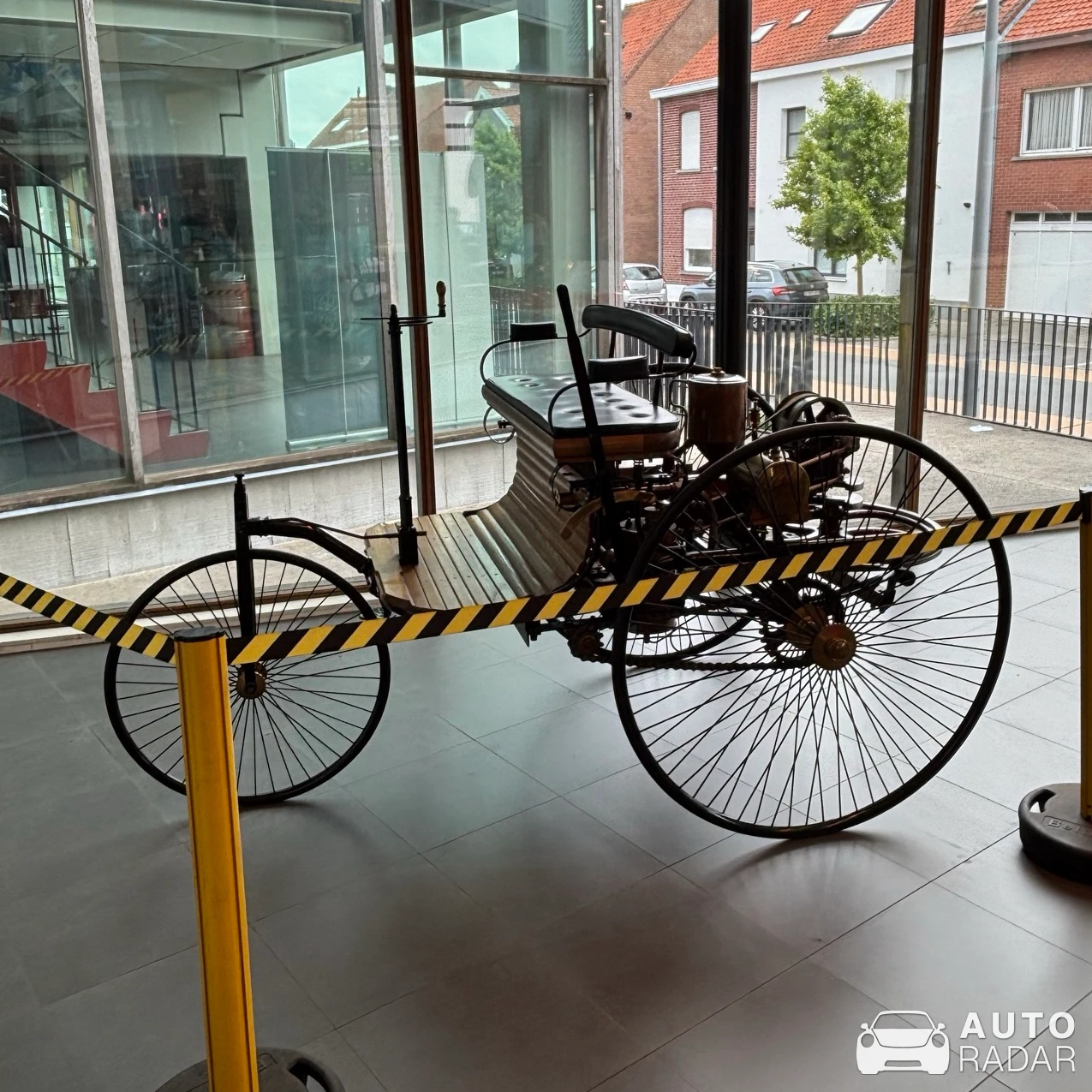 Mercedes Patent-Motorwagen Replica spotted in Kortrijk