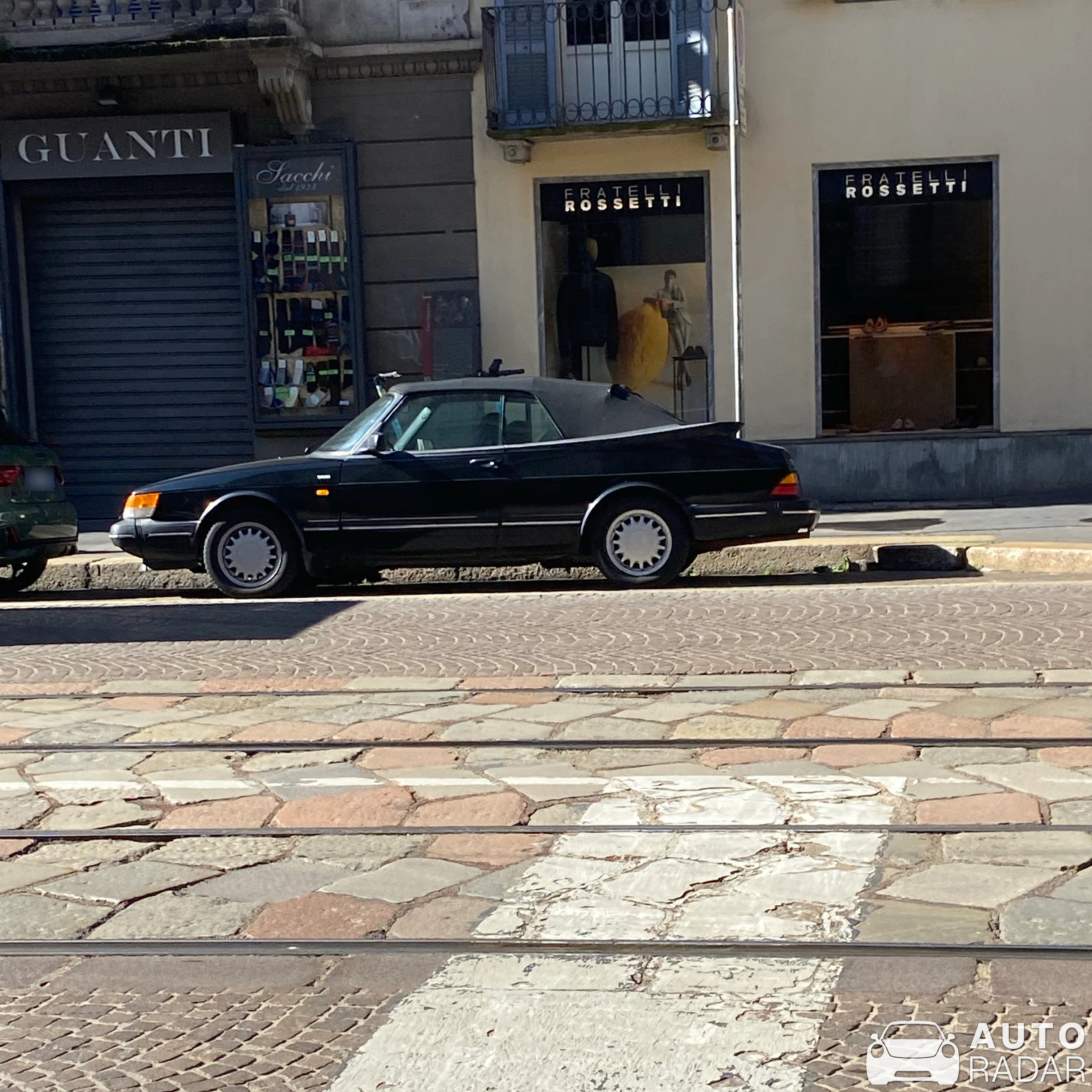 Saab 9000 spotted in Milano