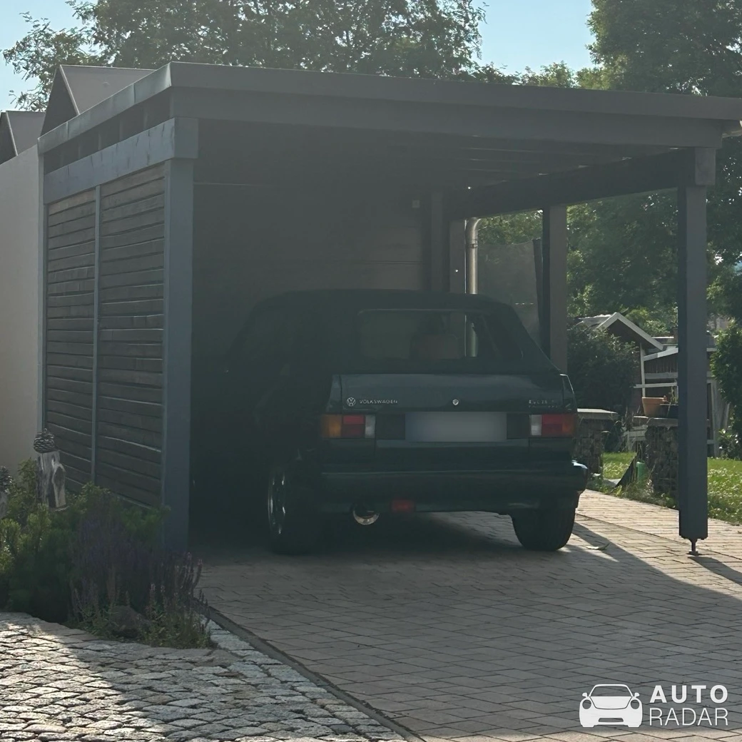 Volkswagen Golf Cabriolet MkI spotted in Zwönitz