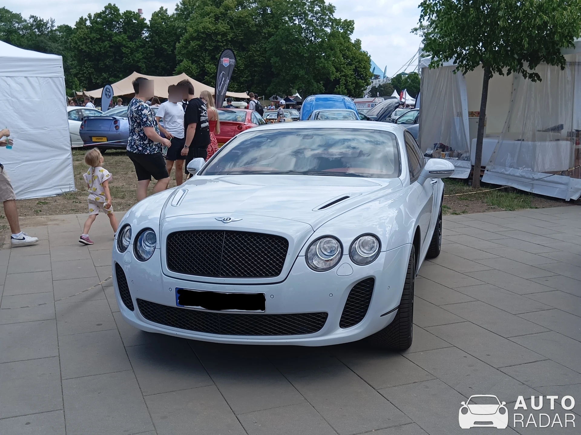 Bentley Continental Supersports Coupé spotted in Praha