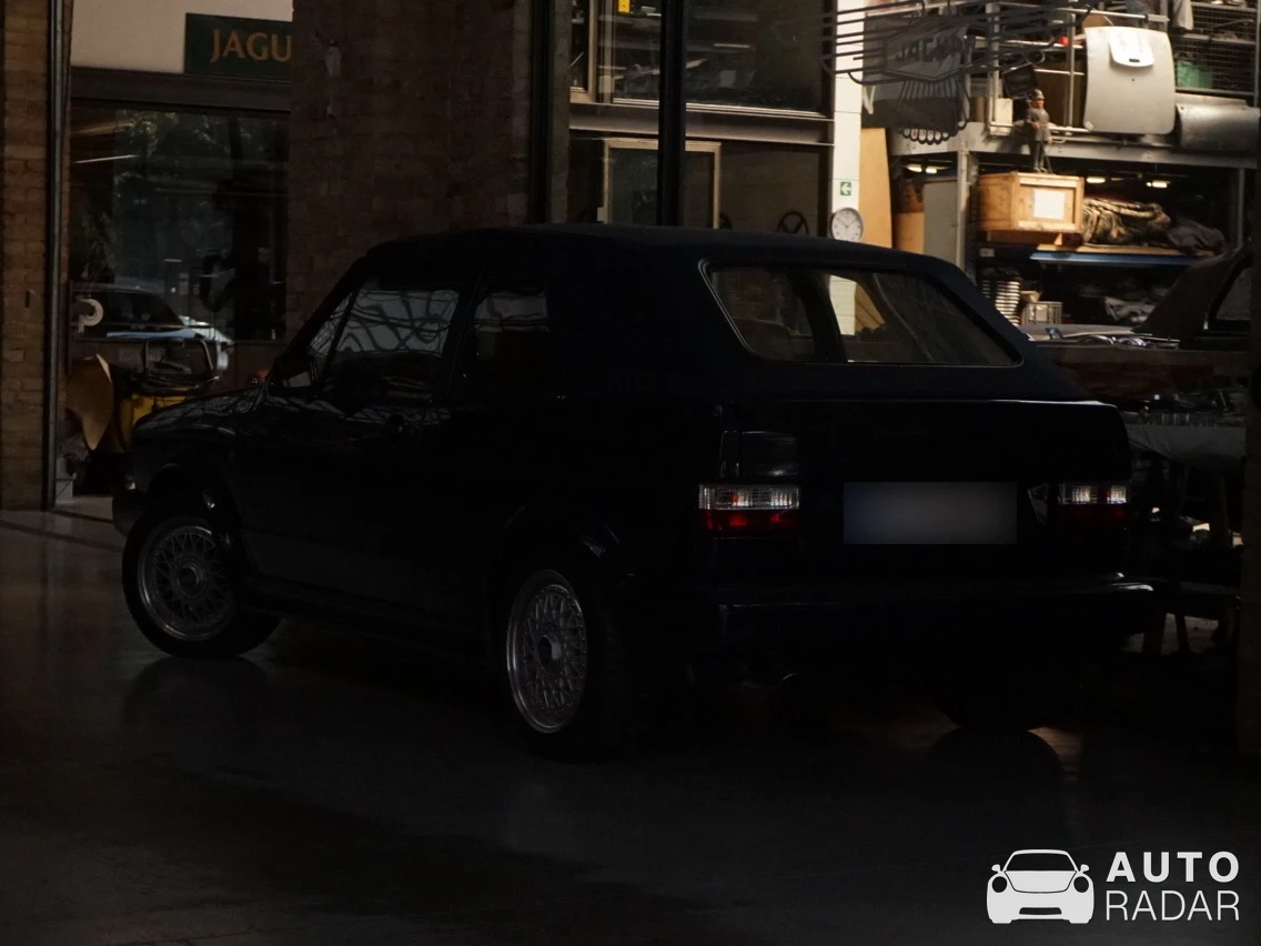Volkswagen Golf Mk1 spotted in Berliini