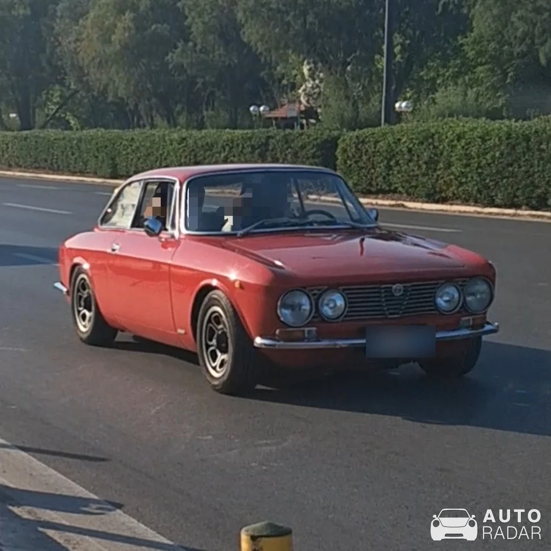 Alfa Romeo Giulia GT 1300 Junior spotted in Voula
