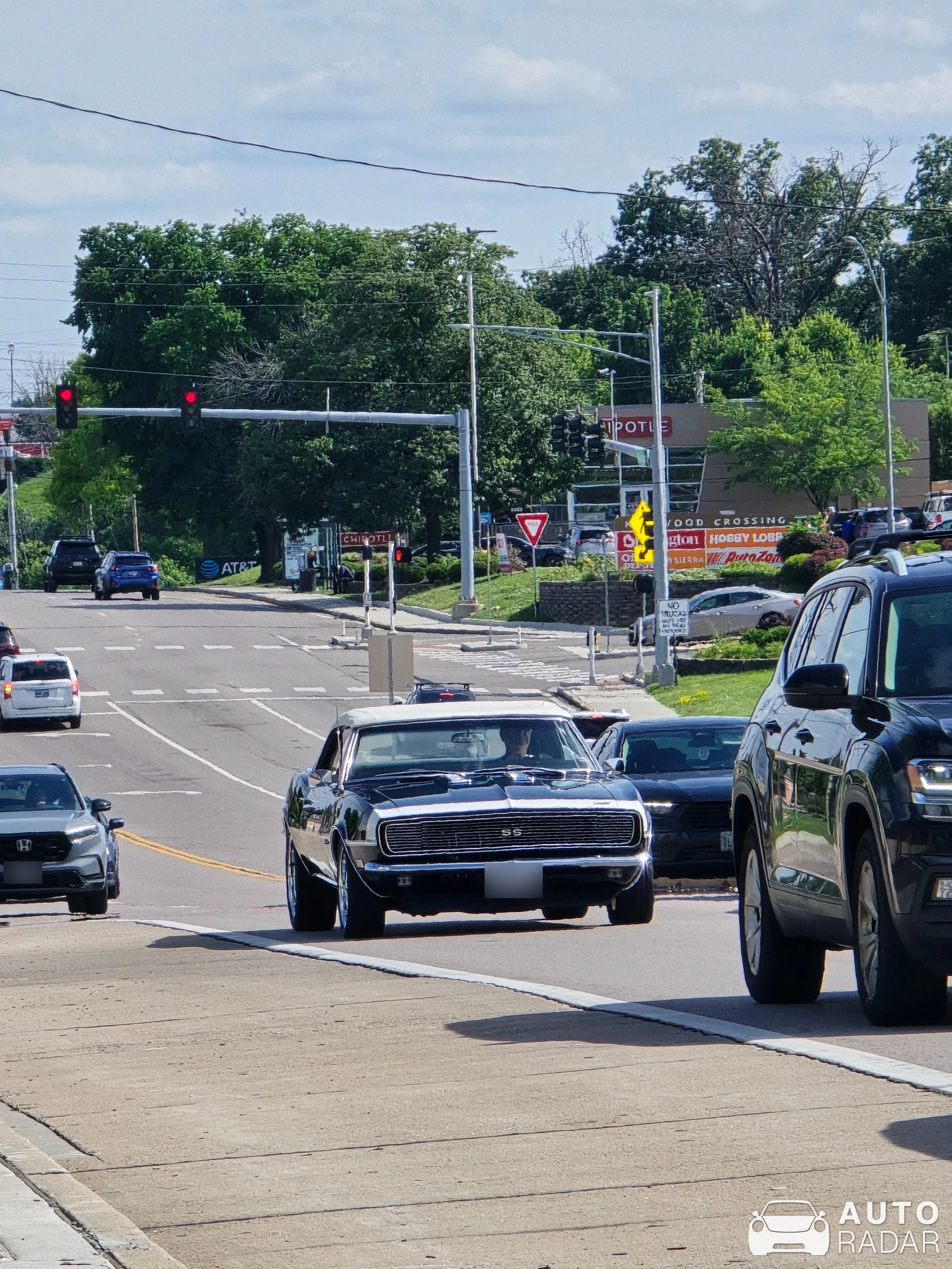 Chevrolet Camaro SS Convertible spotted in Kirkwood