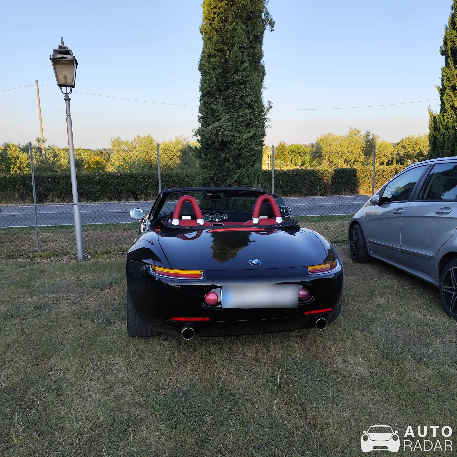 BMW Z8 spotted in Monzambano