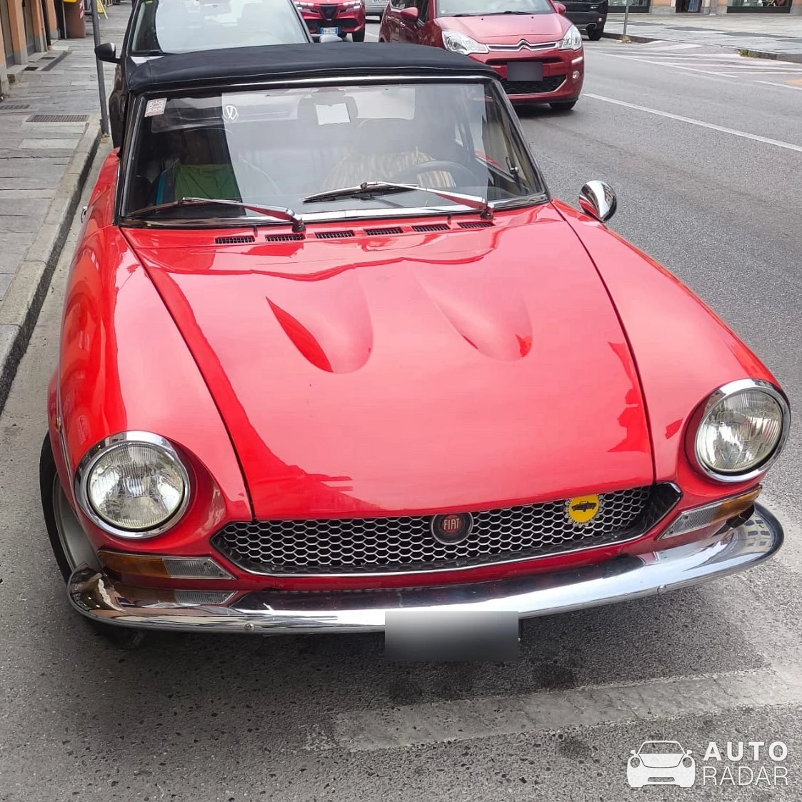 Fiat 124 Sport Spider spotted in Cuneo