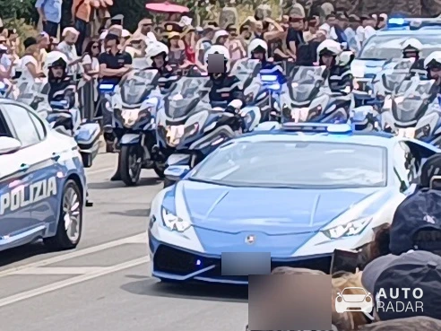Lamborghini Huracán LP610-4 Polizia spotted in Roma