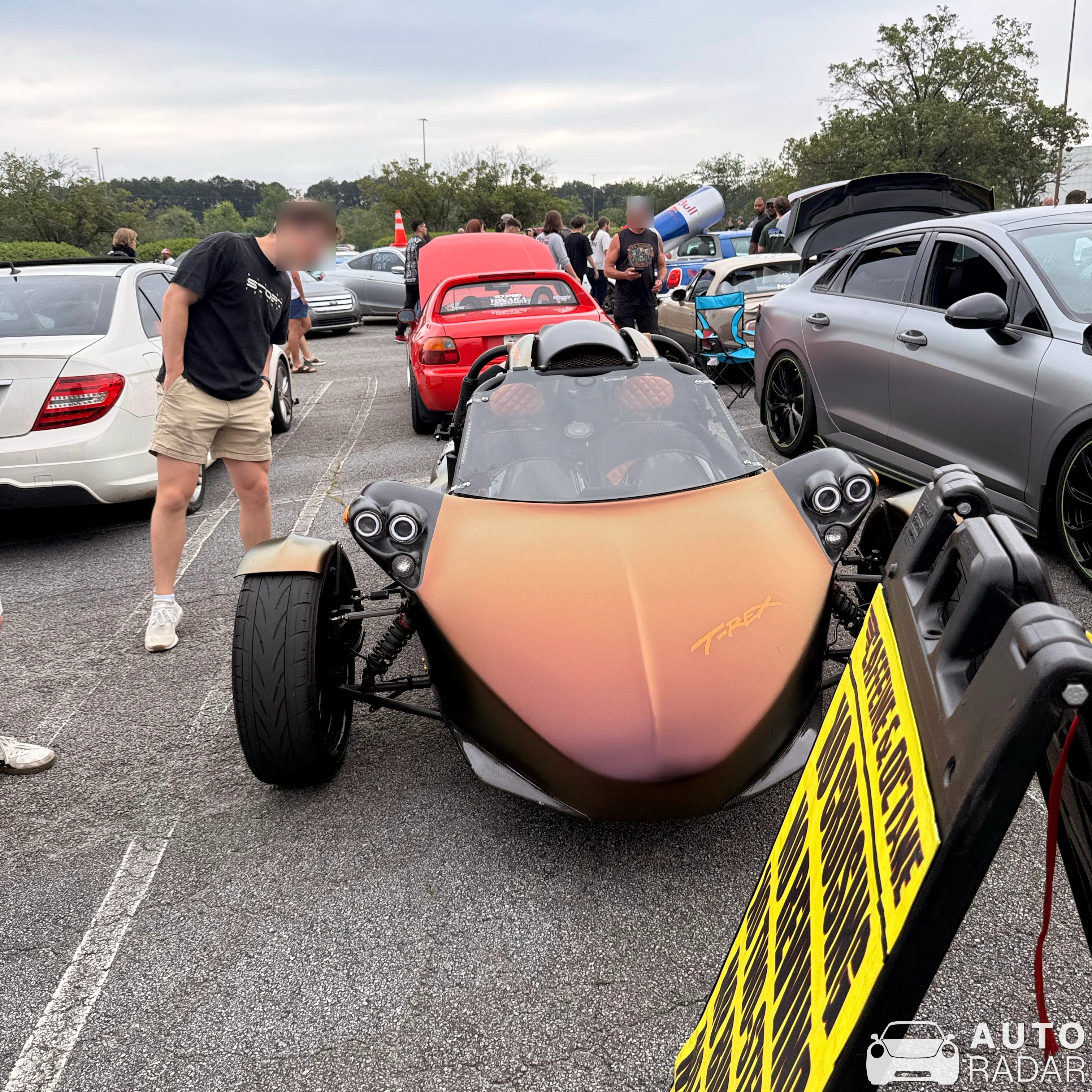 Campagna T-Rex spotted in Kennesaw
