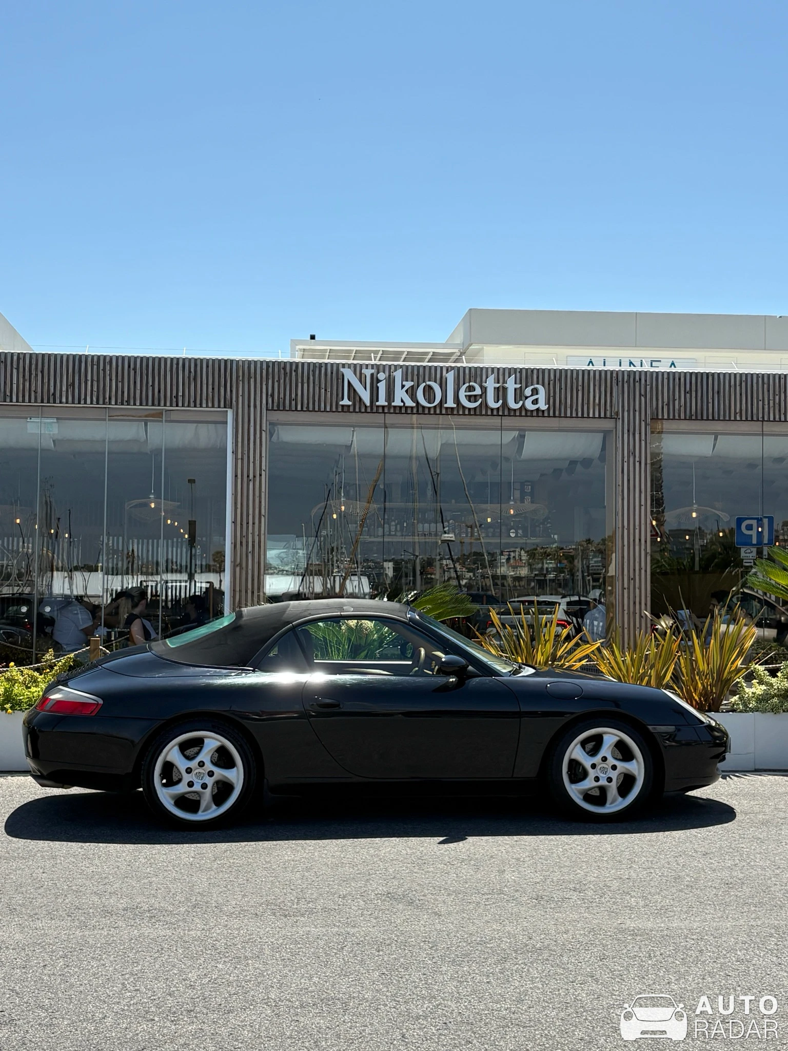 Porsche 996 Carrera Cabriolet spotted in Cascais