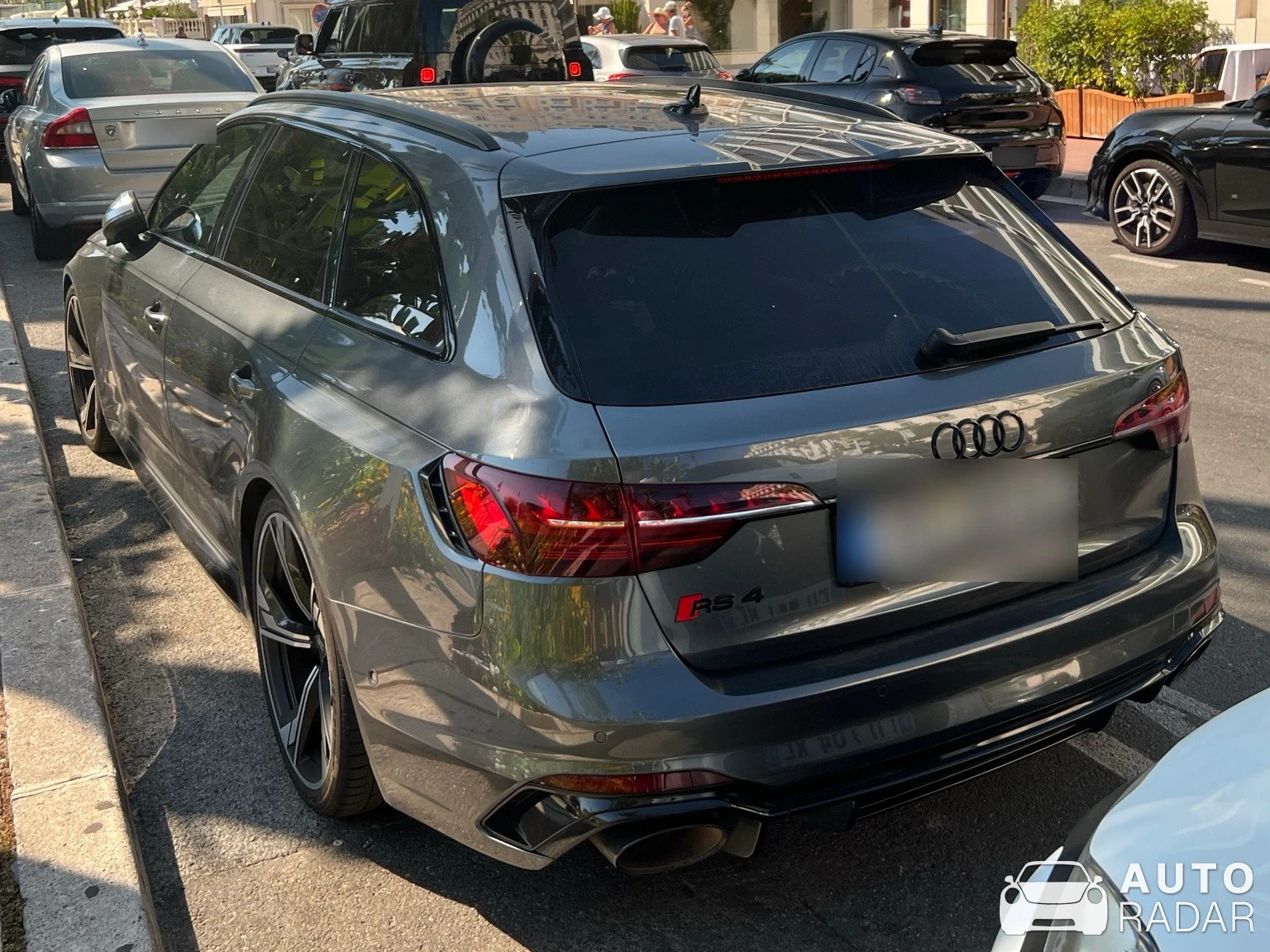 Audi RS4 Avant B9 spotted in Cannes