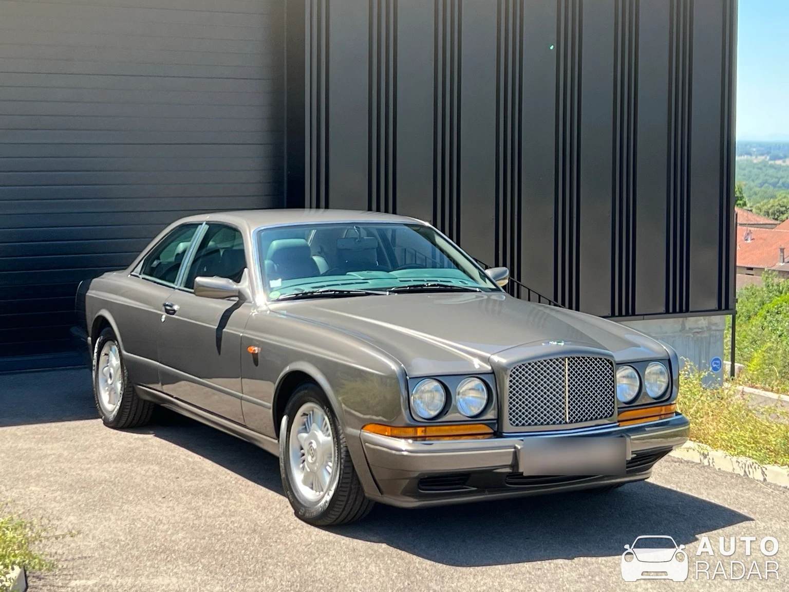 Bentley Continental R spotted in Coligny