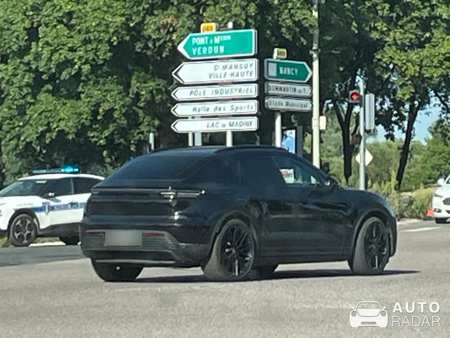 Porsche Macan EV spotted in Dommartin-lès-Toul