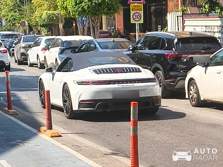 Porsche 992 Carrera 4S Cabriolet MkI spotted in Alanya