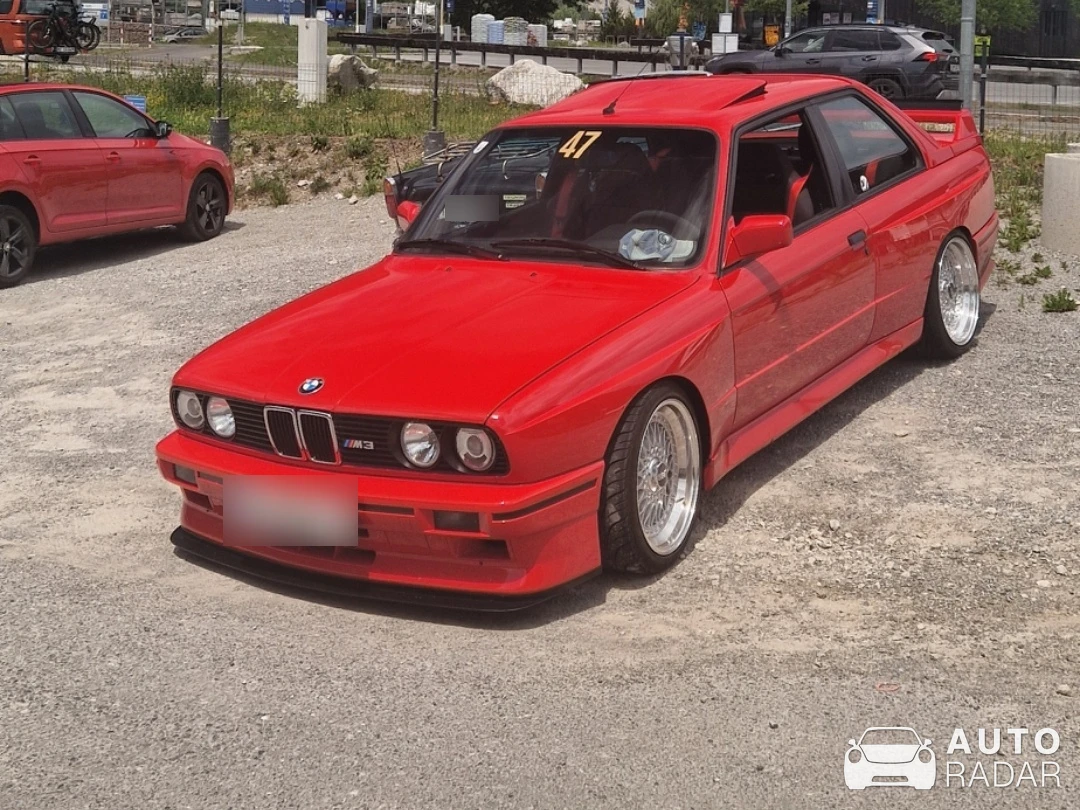 BMW M3 E30 spotted in Oberlängenfeld