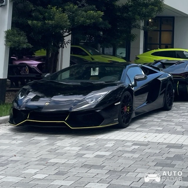 Lamborghini Aventador LP700-4 spotted in Davie