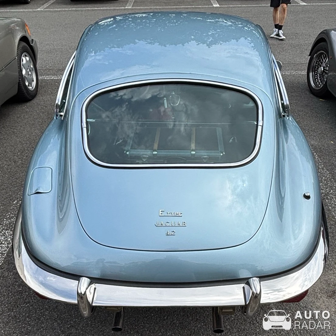 Jaguar E-Type 4.2 spotted in Kortrijk