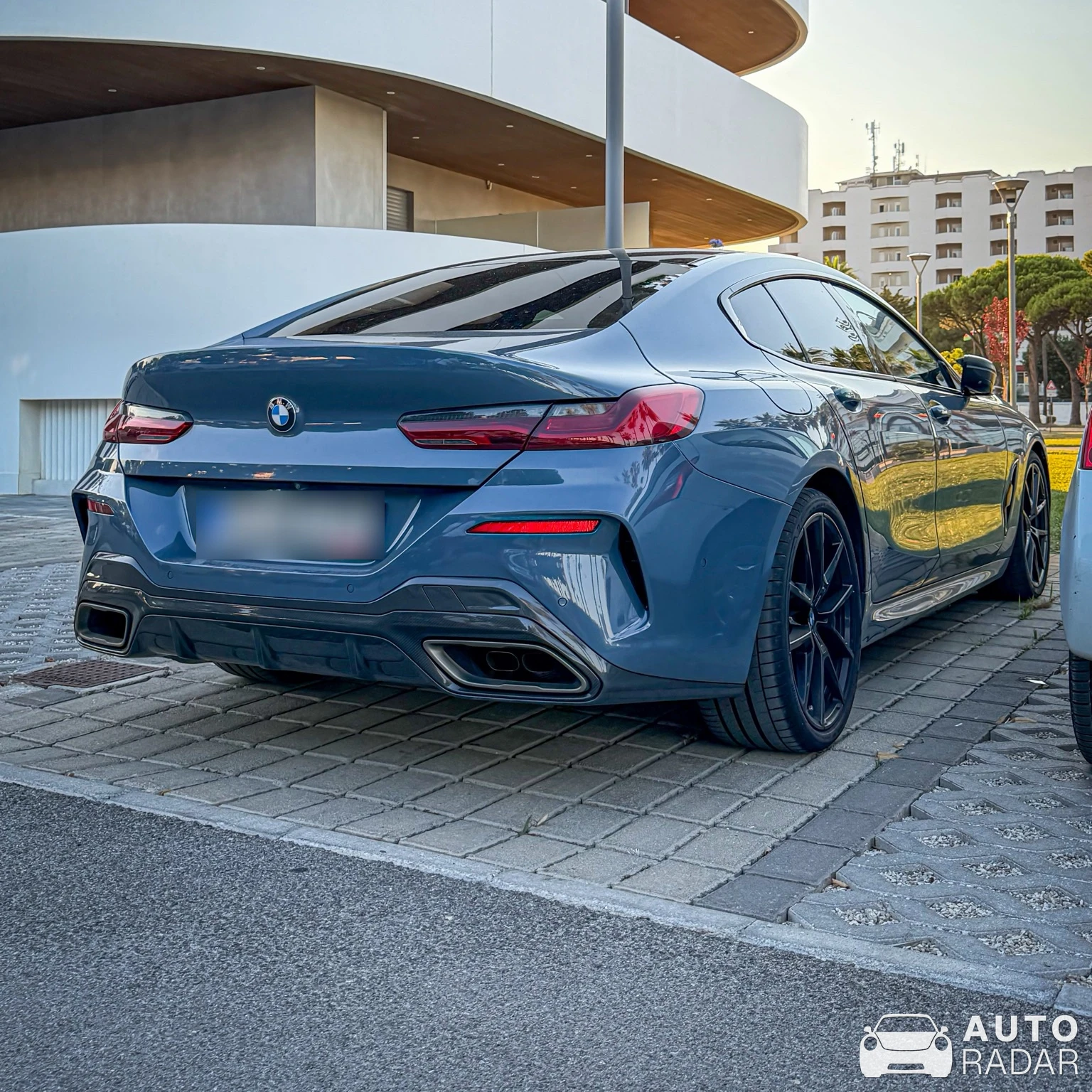 BMW 8 Series spotted in Montesilvano