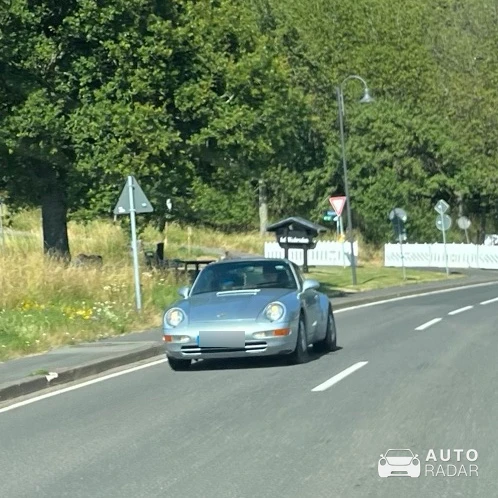 Porsche 993 Carrera spotted in Nürburg