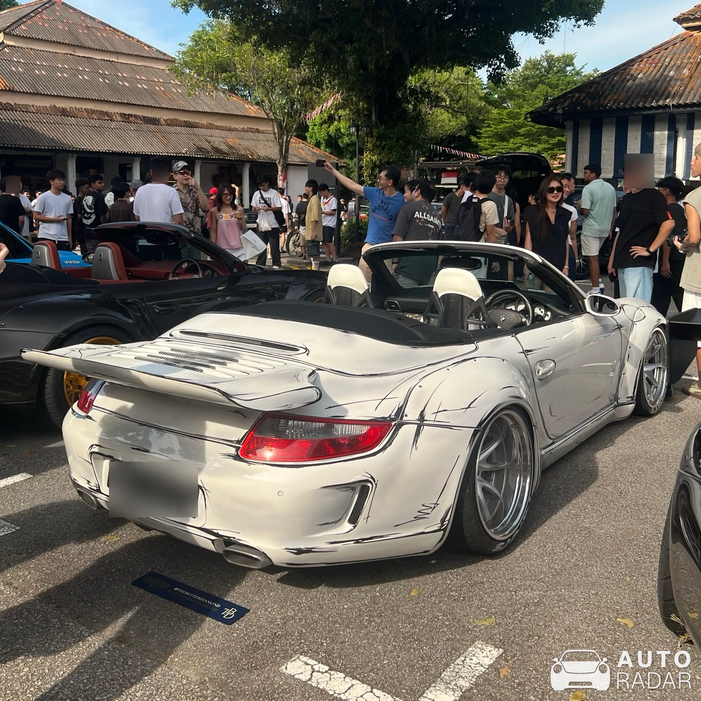 Porsche Rauh-Welt Begriff 997 Cabriolet spotted in Singapore