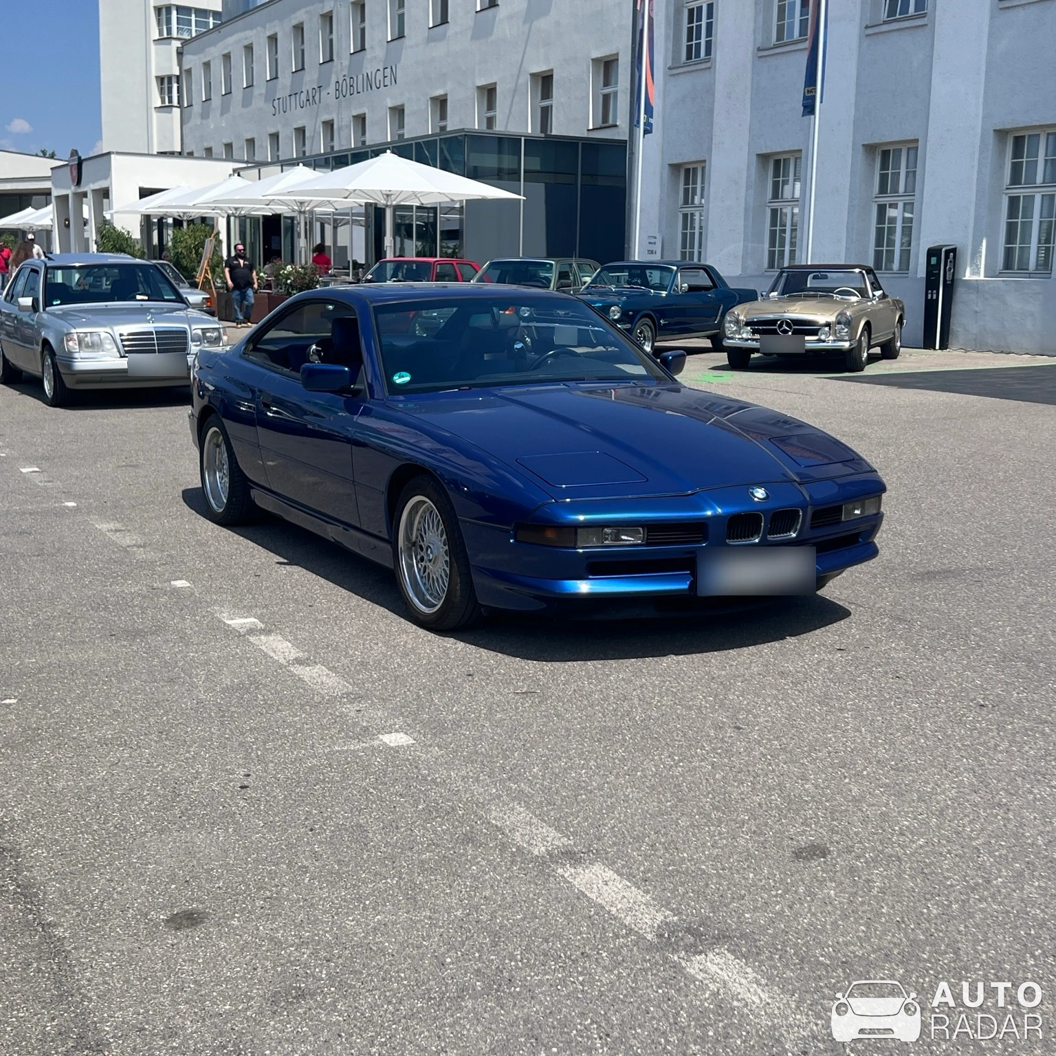BMW 7 Series E32 spotted in Böblingen