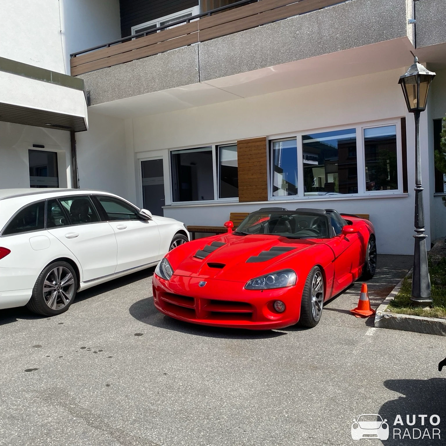 Dodge Viper SRT-10 Roadster spotted in Davos Platz