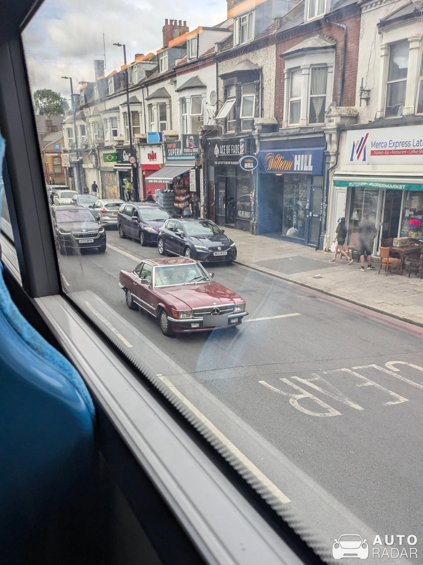Mercedes-Benz 500SL R107 spotted in London
