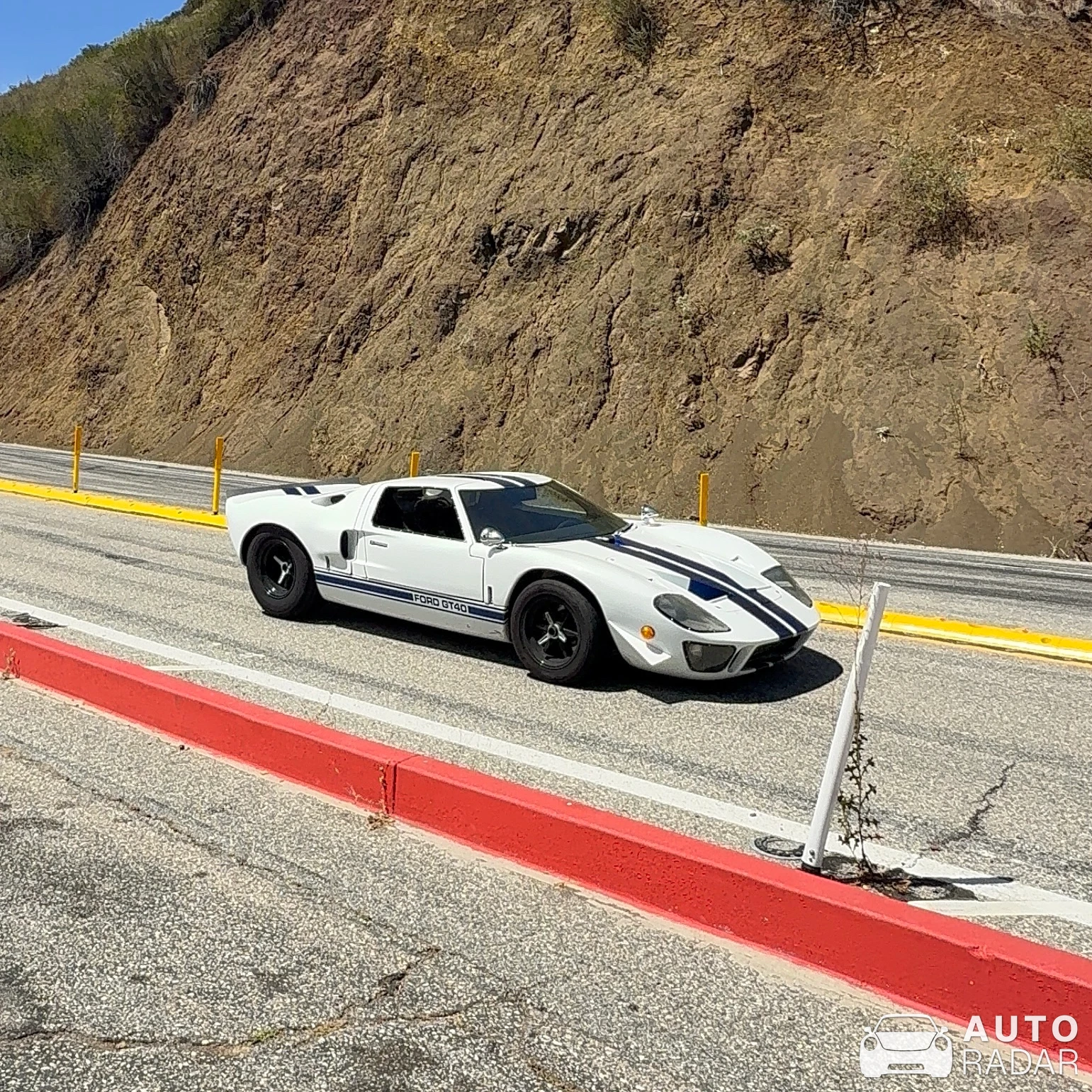 Ford GT40 Replica spotted in Agoura Hills