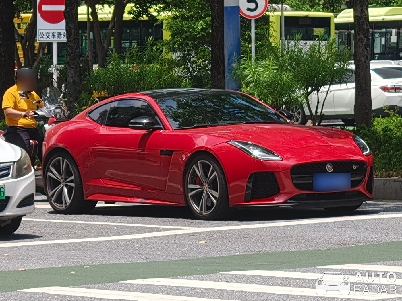 Jaguar F-Type SVR Coupé spotted in Fuoshan Shi