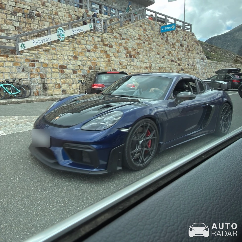 Porsche 718 Cayman GT4 RS spotted in Heiligenblut am Großglockner