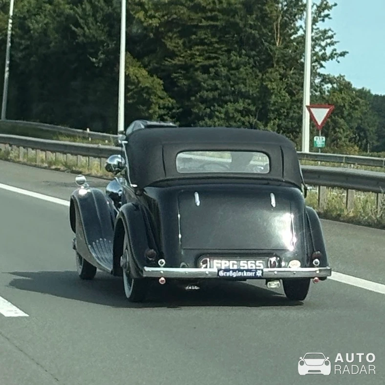 Morgan 4/4 spotted in Oostkamp