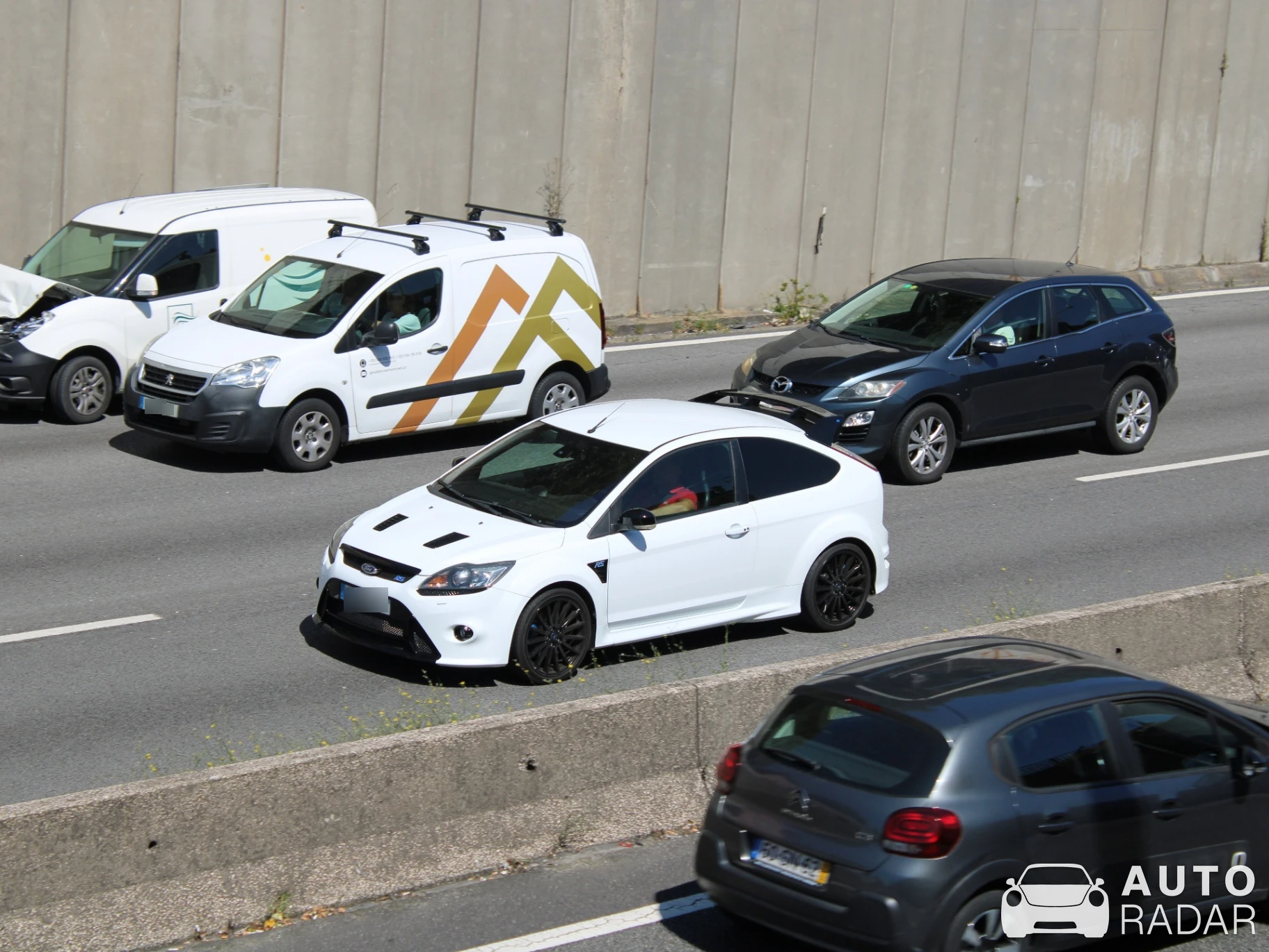 Ford Focus RS spotted in Porto, Portugal