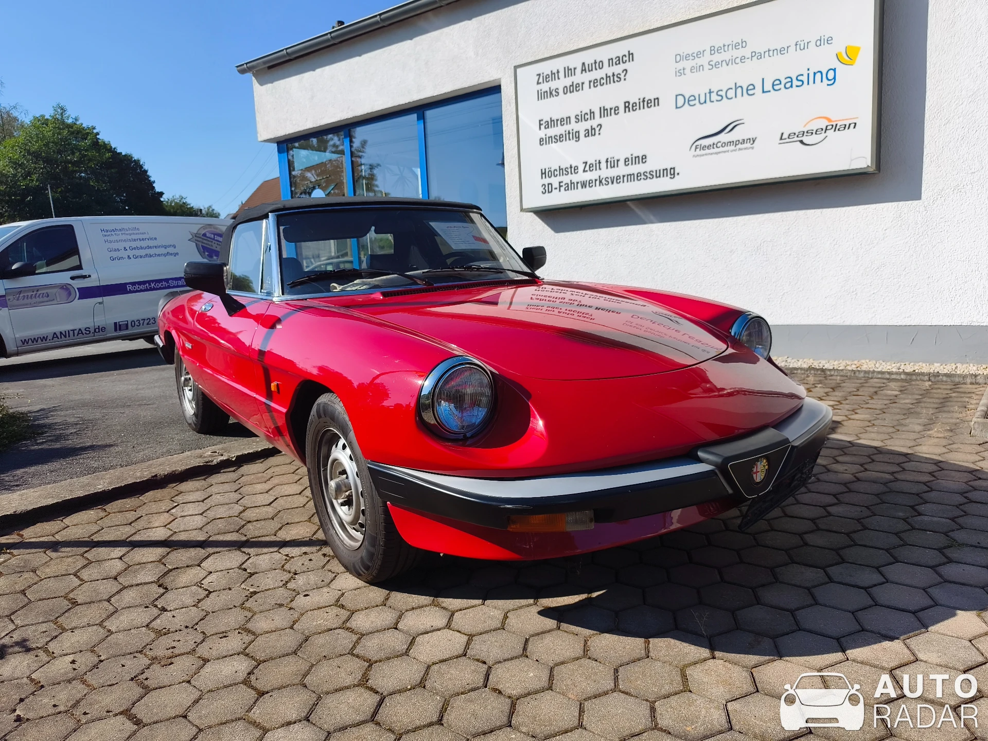 Alfa Romeo Spider 2.0i spotted in Oberlungwitz, Germany