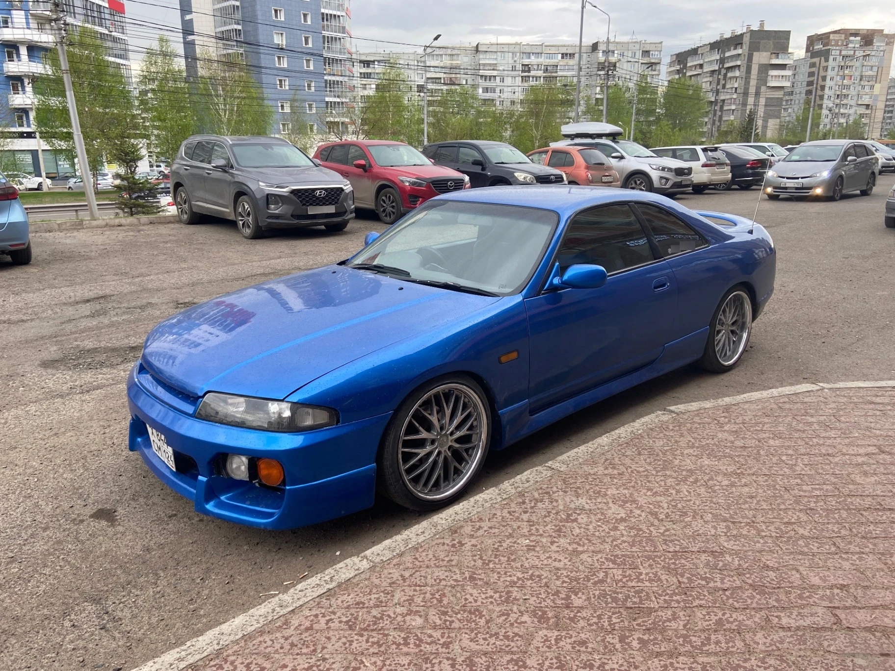 Nissan R33 spotted in Красноярск, Россия